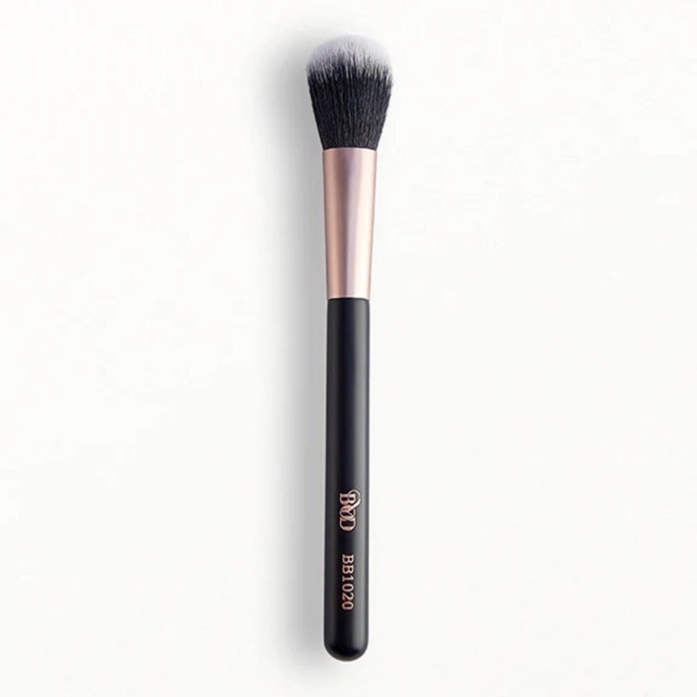Be Your Own Desire- Professional Blush Brush